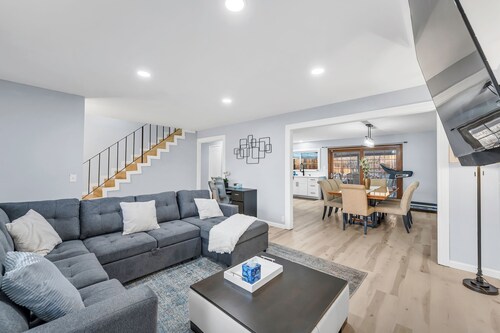 Charming 4
-bedroom house in lovely Sparks