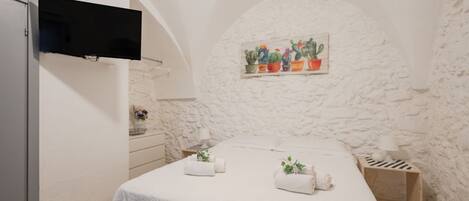 Bügeleisen/Bügelbrett, WLAN, Bettwäsche