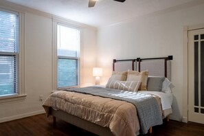 2 habitaciones, wifi gratis y ropa de cama 