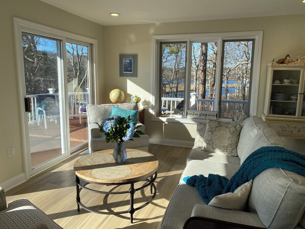 Living area - New to the market 4BR Cape Cod charmer on Hamblin Pond w Waquoit Bay views (Mashpee)