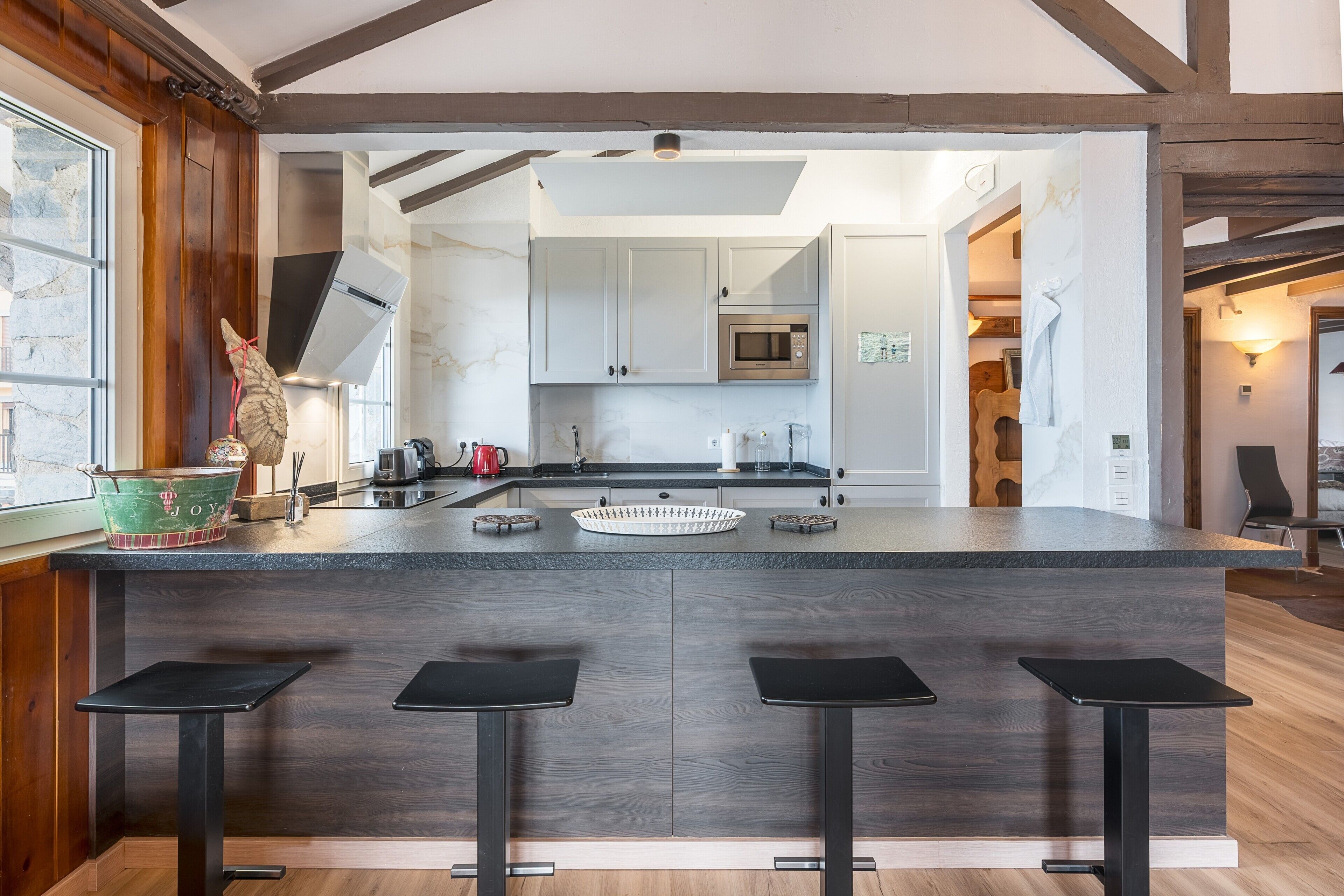 Refrigerador, microondas, horno, placa de cocina