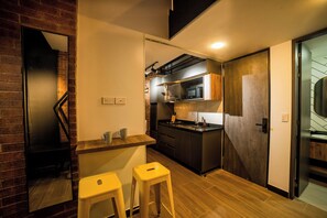 Microwave, coffee/tea maker, toaster, cookware/dishes/utensils - Duplex apartment with sky view from the bed, ideal for couples! (Tunja)