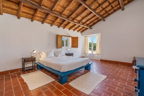 1 غرفة نوم وواي فاي مجانًا وملاءات أسرّة