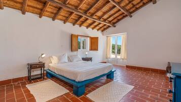 1 habitación, wifi gratis y ropa de cama