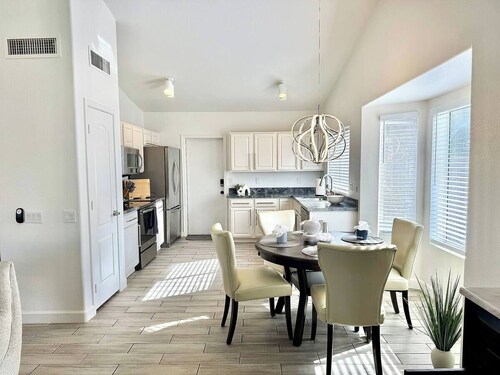 Mesa Oasis - Relax & Unwind