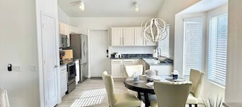 Mesa Oasis - Relax & Unwind
