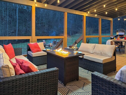 2 Flat Acres on a Creek! Game Room and Space for Everyone!
