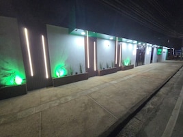 Fachada da propriedade