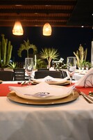 Se sirven desayunos, almuerzos y cenas