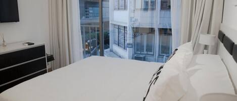 1 chambre, fer et planche à repasser, Wi-Fi, draps fournis