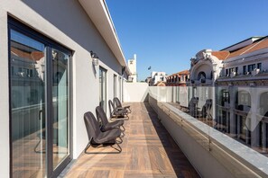 Terrace/patio - Spacious 4-Bedroom Apartment in Porto (Oporto)