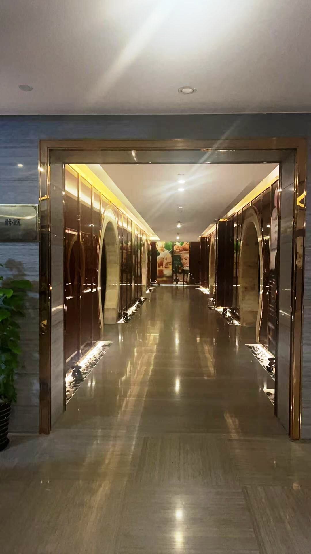 Deep-tissue massages, Thai massages, body wraps, reflexology