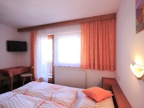 4 bedrooms, Internet