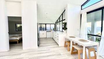 2 bedrooms, desk, iron/ironing board, travel cot