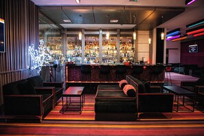 Bar lounge