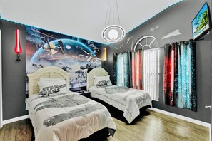 4 chambres, fer et planche à repasser, Wi-Fi, draps fournis