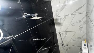 Deluxe-herbergi fyrir þrjá | Ókeypis þráðlaus nettenging