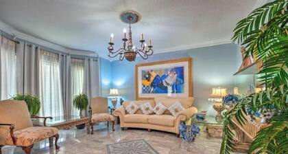 Maxie's retreat: Enjoy this charming house w/modern updates & timeless appeal.