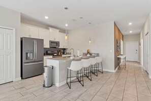 Fridge, microwave, oven, dishwasher - Your 5BDR house w/ pool - 4959 (Kissimmee)