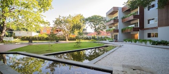 Caribbean Breeze - 2BR Apartment Close to Beach!