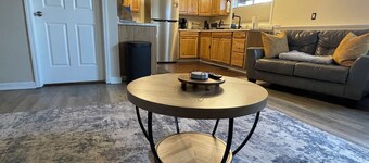 Your Alaskan Getaway - 2 Bedroom 1 bath close to everything!!!