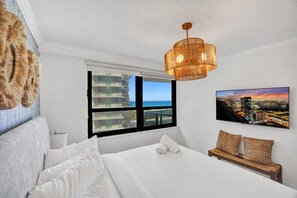 2 bedrooms, iron/ironing board, travel crib, free WiFi