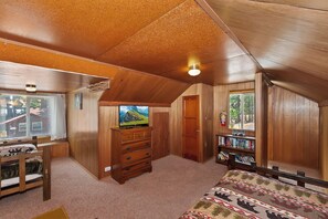 Cabin có thiết kế đặc trưng | 3 phòng ngủ, trang trí khác biệt