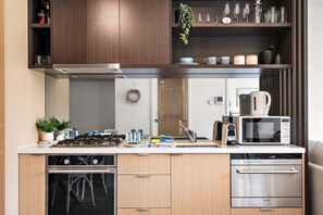 Fridge, microwave, oven, stovetop