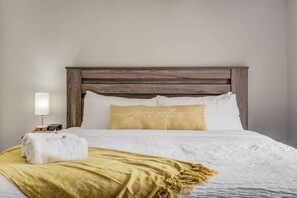 2 室のベッドルーム、旅行用ベビーベッド、WiFi、ベッドシーツ