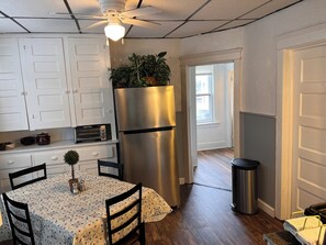 تناول الطعام