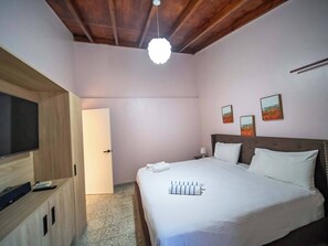 2 bedrooms, Internet, bed sheets