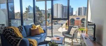 Urban Nights @Woden 2beds