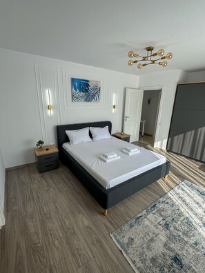 3 sovrum, skrivbord, strykjärn/strykbräda och gratis wi-fi