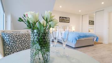 3 bedrooms, individually decorated, individually furnished, free WiFi