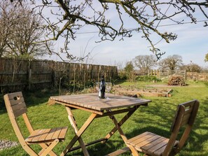 Khu ẩm thực ngoài trời