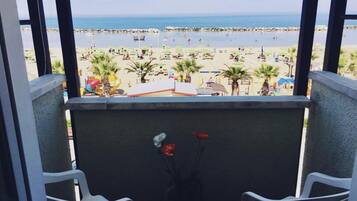 Schreibtisch, kostenloses WLAN, Bettwäsche