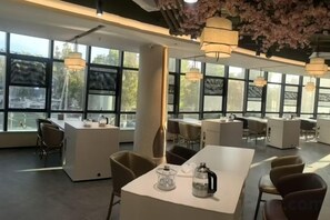 تناول الطعام