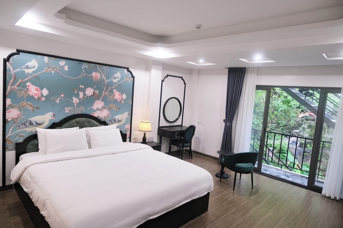 Deluxe Double Room, Balcony, Garden View | Premium bedding, down comforters, free minibar items, desk