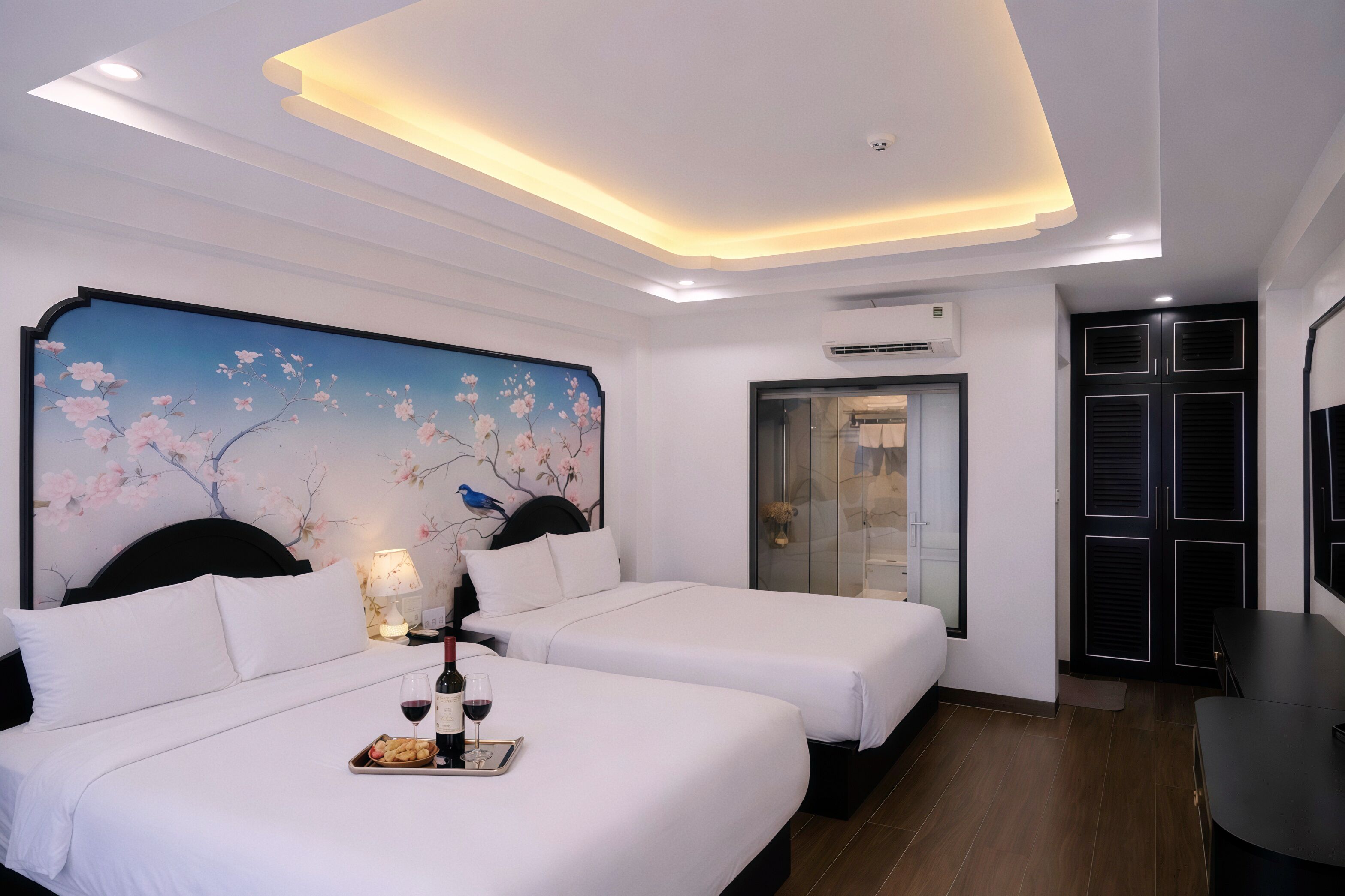 Deluxe Twin Room, Balcony, City View | Premium bedding, down comforters, free minibar items, desk