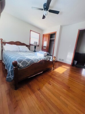 3 sovrum, strykjärn/strykbräda, wi-fi och sängkläder