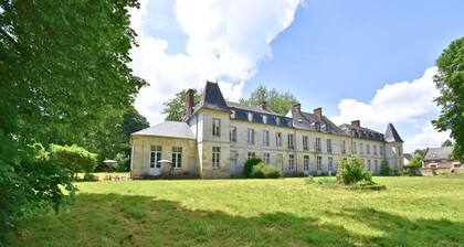 Escape to Château Ravenel