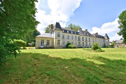 Escape to Château Ravenel