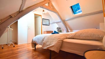 2 bedrooms