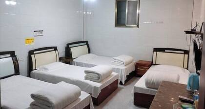 Chongqing Xunqin Hotel