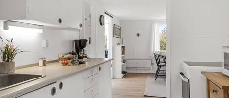 Fridge, microwave, cookware/dishes/utensils