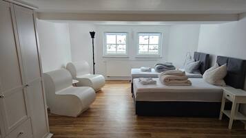 3 Schlafzimmer, kostenloses WLAN, Bettwäsche