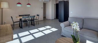 Three-room apartment second floor sea view two bathrooms