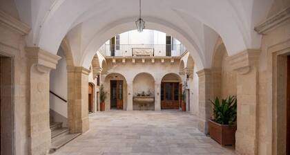 PALAZZO GARZIA - Dimora Storica