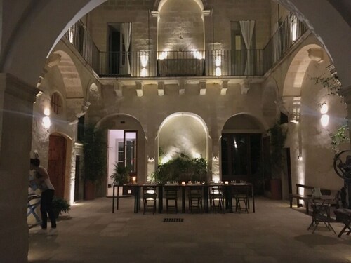 PALAZZO GARZIA - Dimora Storica