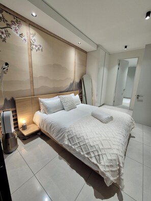 1 habitación, tabla de planchar con plancha, wifi y ropa de cama 